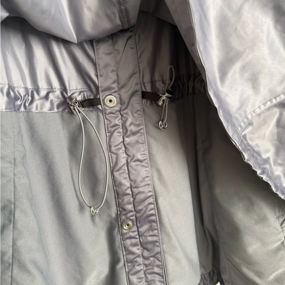 lululemon athletica Charcoal Hooded Cape Jacket - Picture 7 of 7